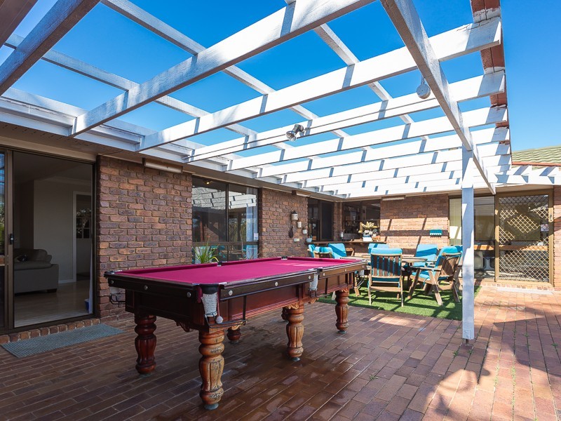 142  GRIFFITH RD, Newport QLD 4020