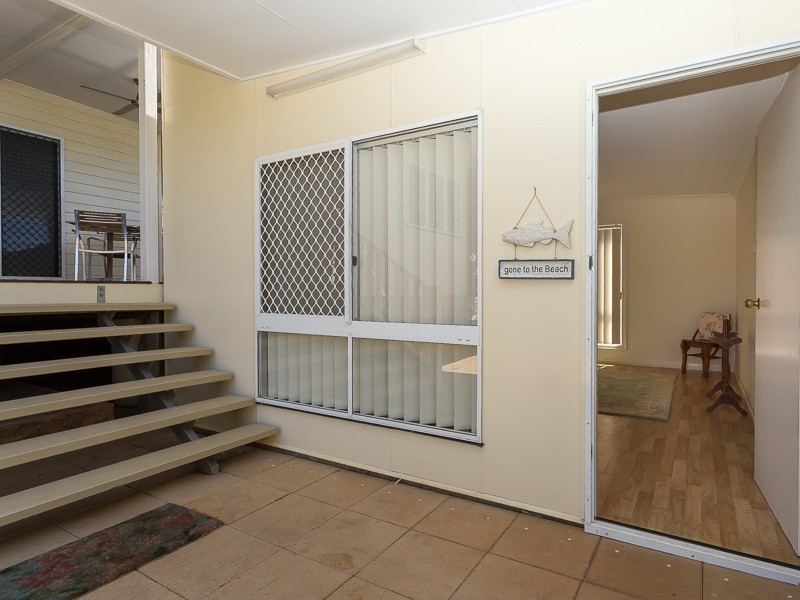 16 BUNTON ST, Scarborough QLD 4020