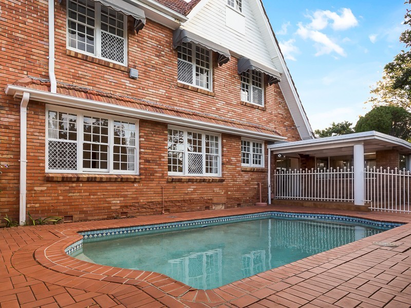 121 MAINE RD, Clontarf QLD 4019