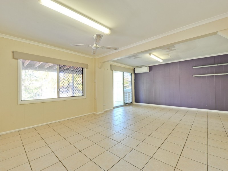 215 MAINE ROAD, Clontarf QLD 4019