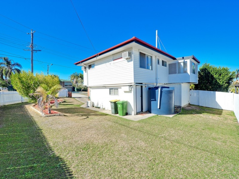 215 MAINE ROAD, Clontarf QLD 4019