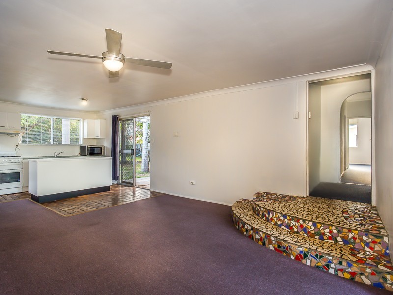 69 SHIELDS ST, Redcliffe QLD 4020