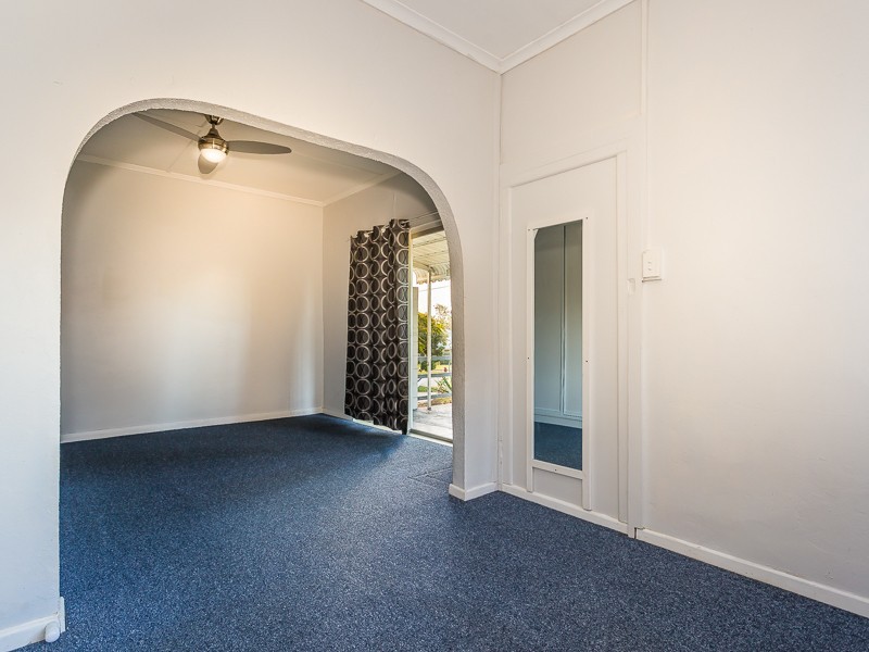 69 SHIELDS ST, Redcliffe QLD 4020