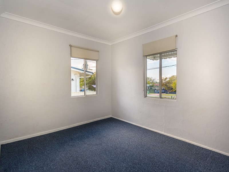 69 SHIELDS ST, Redcliffe QLD 4020