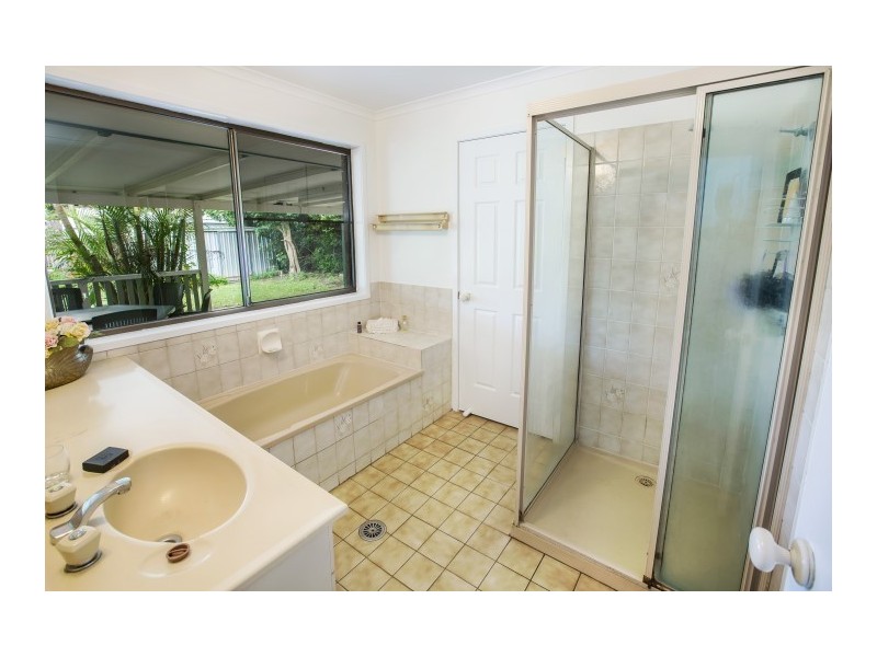35 BELLMERE RD, Bellmere QLD 4510
