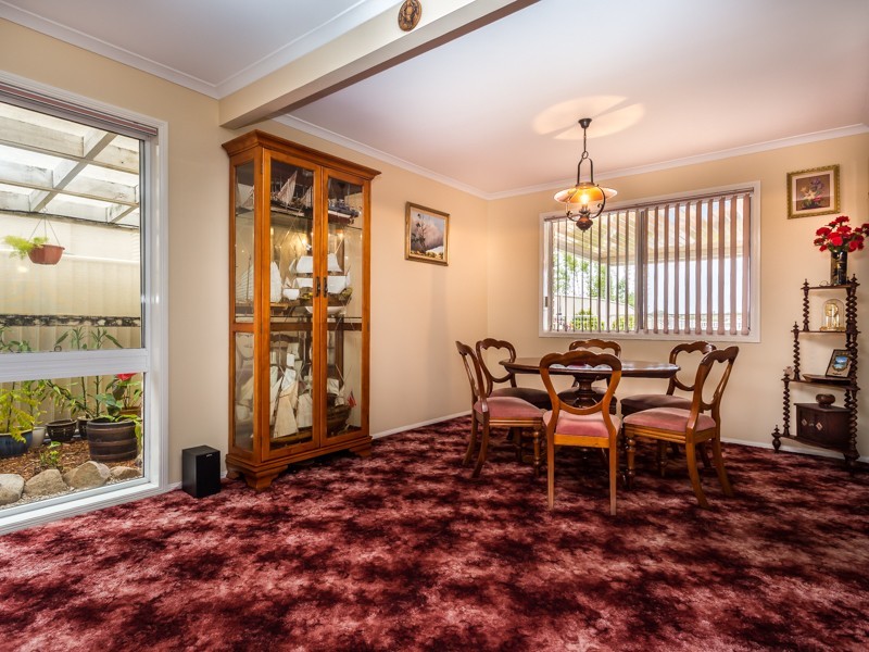 12 CONSTELLATION CT, Newport QLD 4020