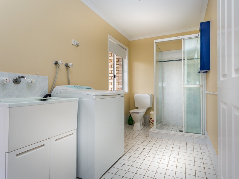 12 CONSTELLATION CT, Newport QLD 4020