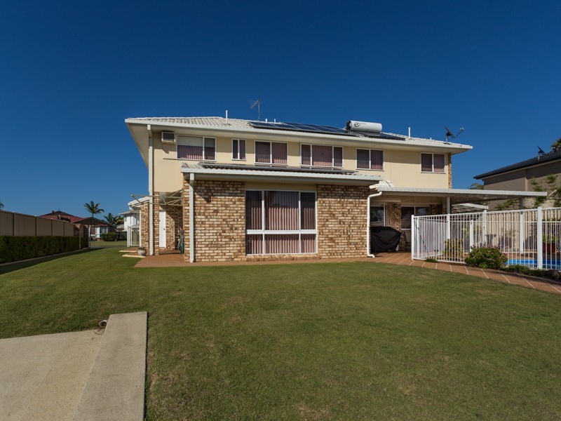 12 CONSTELLATION CT, Newport QLD 4020