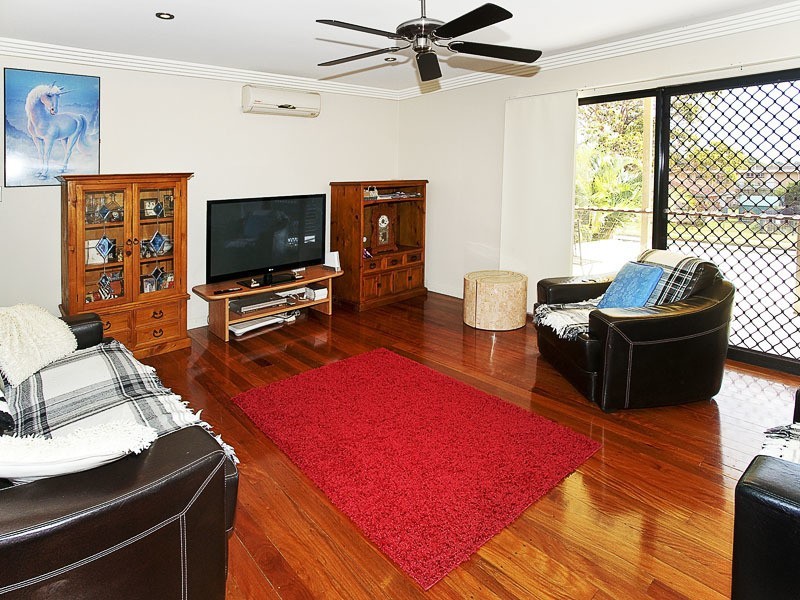 99 MACDONNELL RD, Margate QLD 4019