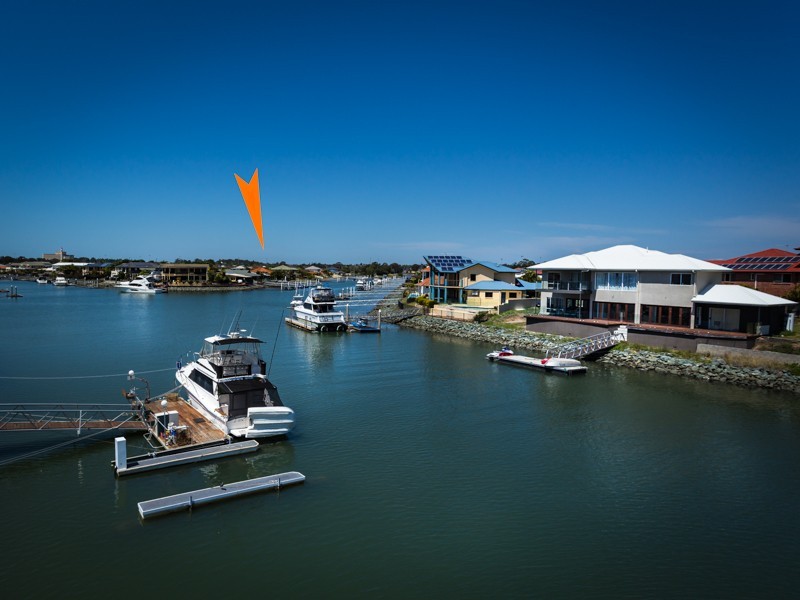 25 MARINER COURT, Newport QLD 4020