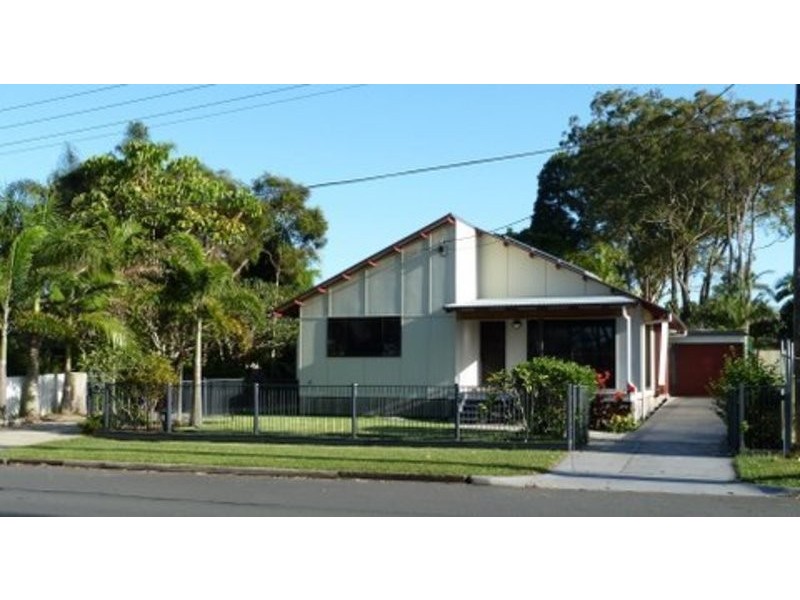 92 GEORGINA ST, Woody Point QLD 4019