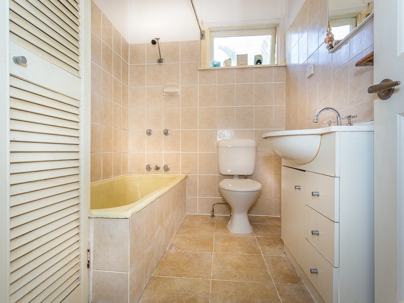 29 NORTH RD, Brighton QLD 4017