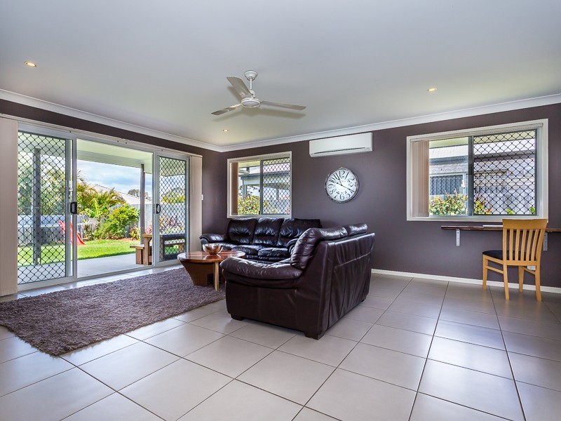 15 CASHMERE STREET, Rothwell QLD 4022