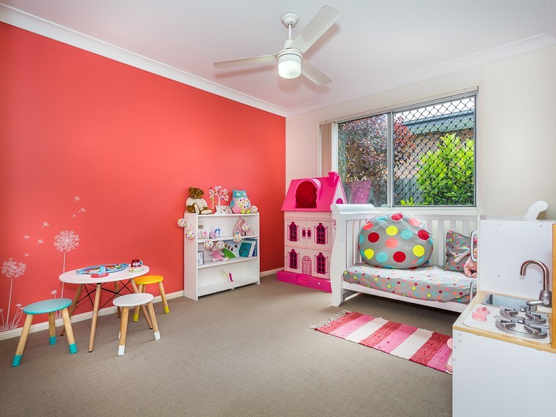 15 CASHMERE STREET, Rothwell QLD 4022