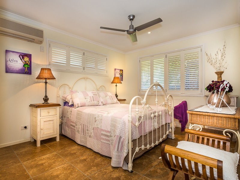 4/33 SUTTON ST, Redcliffe QLD 4020