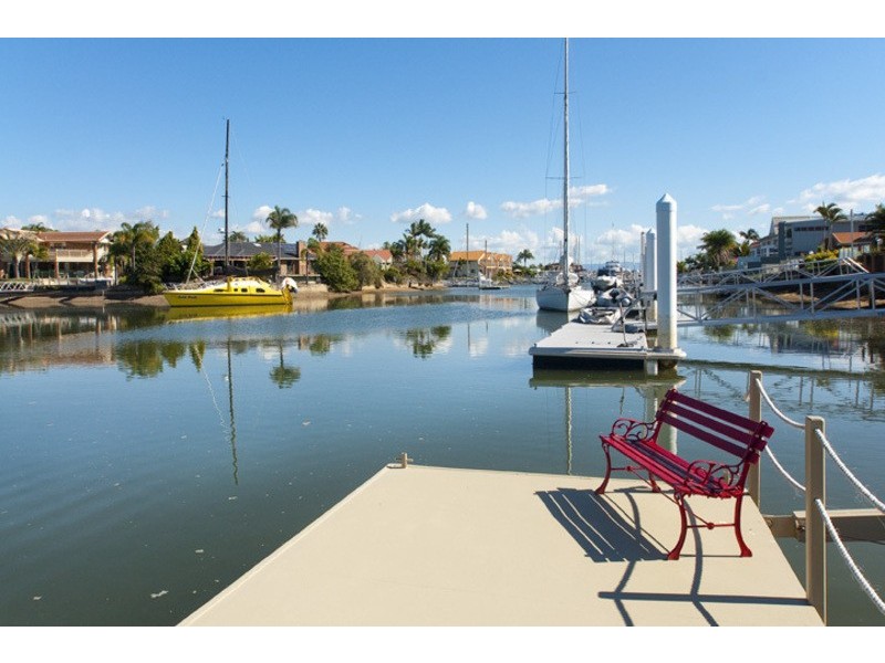 28 COURAGEOUS COURT, Newport QLD 4020