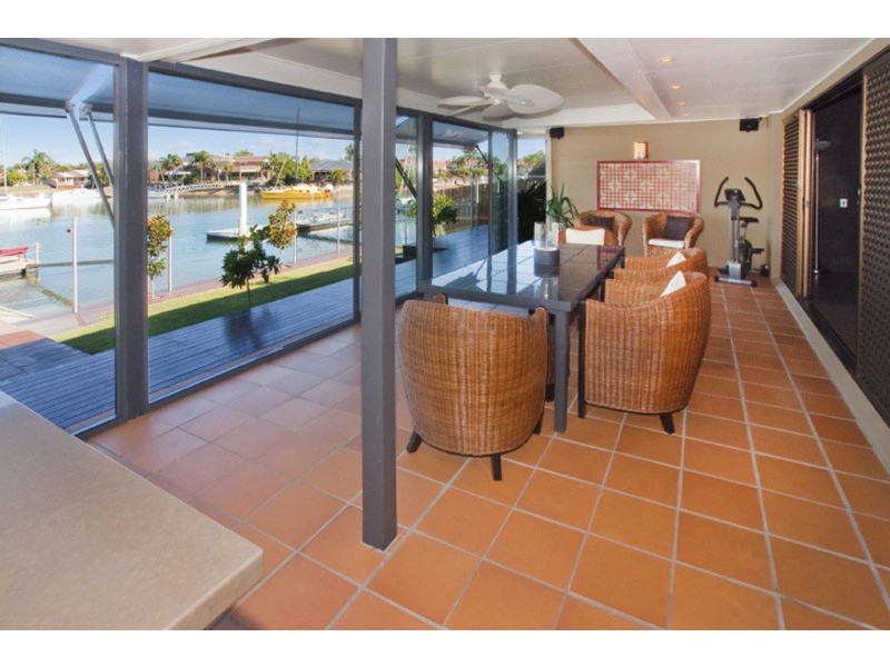 28 COURAGEOUS COURT, Newport QLD 4020