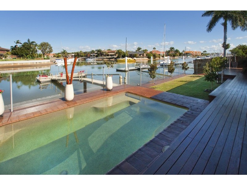 28 COURAGEOUS COURT, Newport QLD 4020