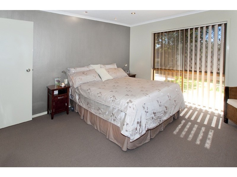 28 COURAGEOUS COURT, Newport QLD 4020