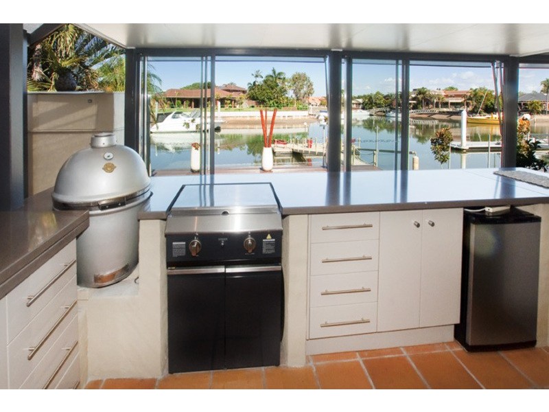 28 COURAGEOUS COURT, Newport QLD 4020