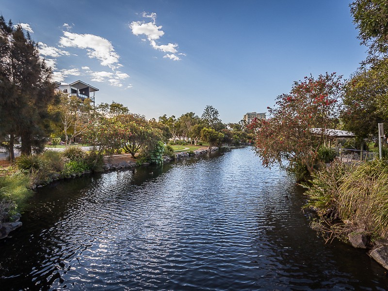 2/10 McNAUGHTON ST, Redcliffe QLD 4020