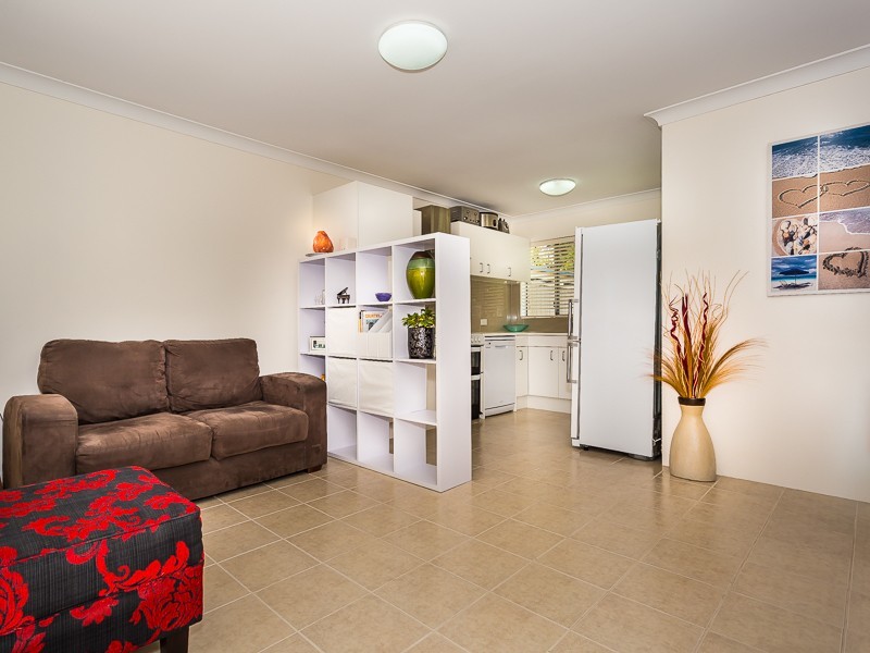 3/32 GEORGINA ST, Woody Point QLD 4019