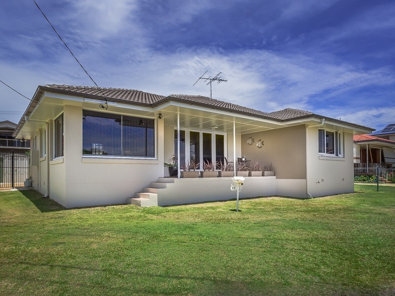 83 SEAVILLE AVE, Scarborough QLD 4020