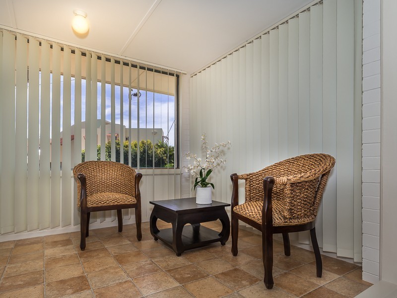 83 SEAVILLE AVE, Scarborough QLD 4020