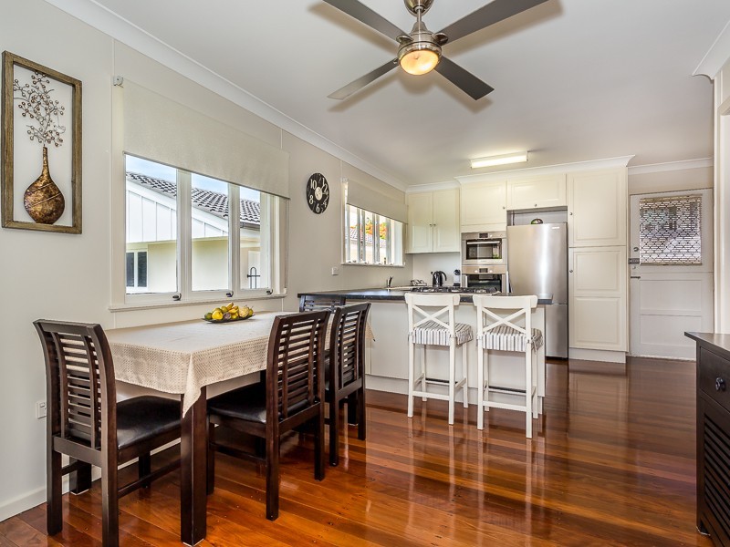 83 SEAVILLE AVE, Scarborough QLD 4020