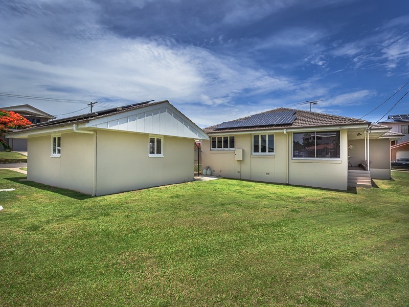 83 SEAVILLE AVE, Scarborough QLD 4020