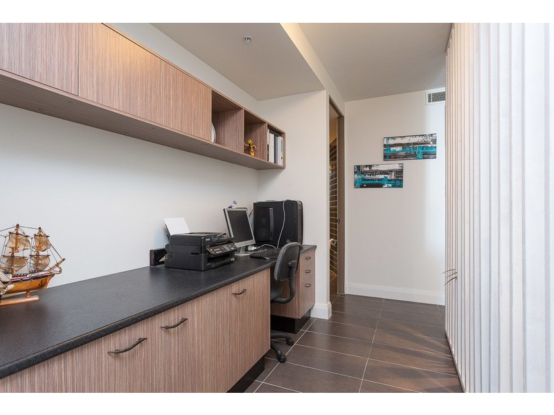707/99 MARINE PDE, Redcliffe QLD 4020