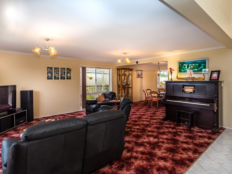 12 CONSTELLATION CT, Newport QLD 4020