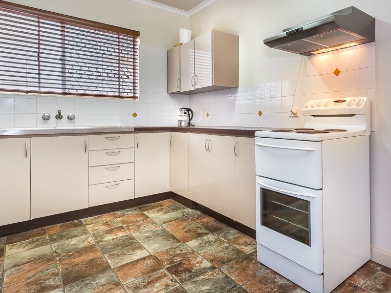 1/8 ELLEN ST, Woody Point QLD 4019