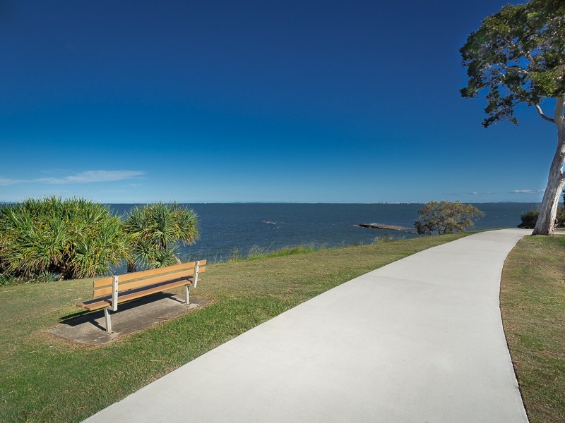 1/8 ELLEN ST, Woody Point QLD 4019