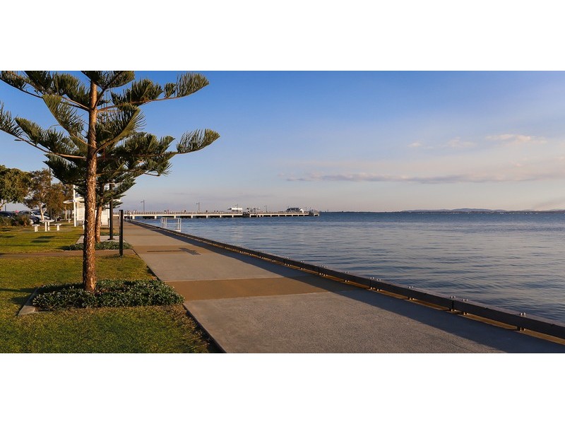 1/8 ELLEN ST, Woody Point QLD 4019