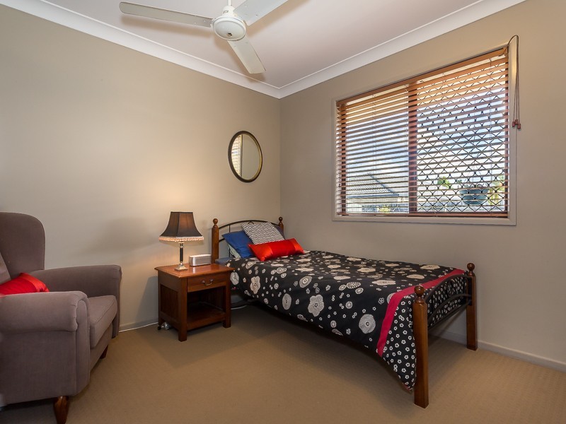 1/7 OTTER CRT, Rothwell QLD 4022