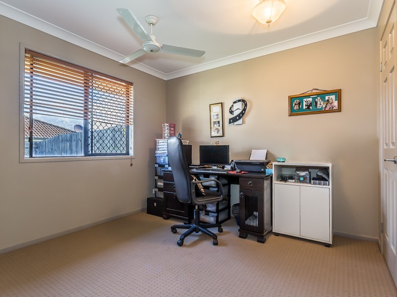 1/7 OTTER CRT, Rothwell QLD 4022