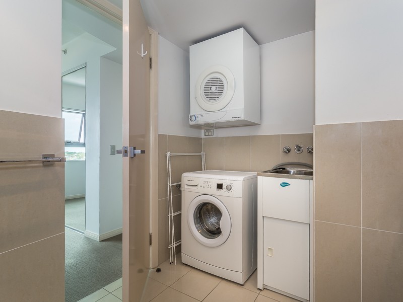 702/185 REDCLIFFE PDE, Redcliffe QLD 4020