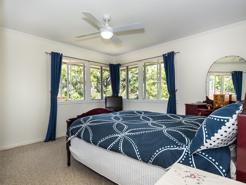 1 WHELAN ST, Margate QLD 4019