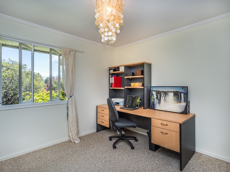 1 WHELAN ST, Margate QLD 4019