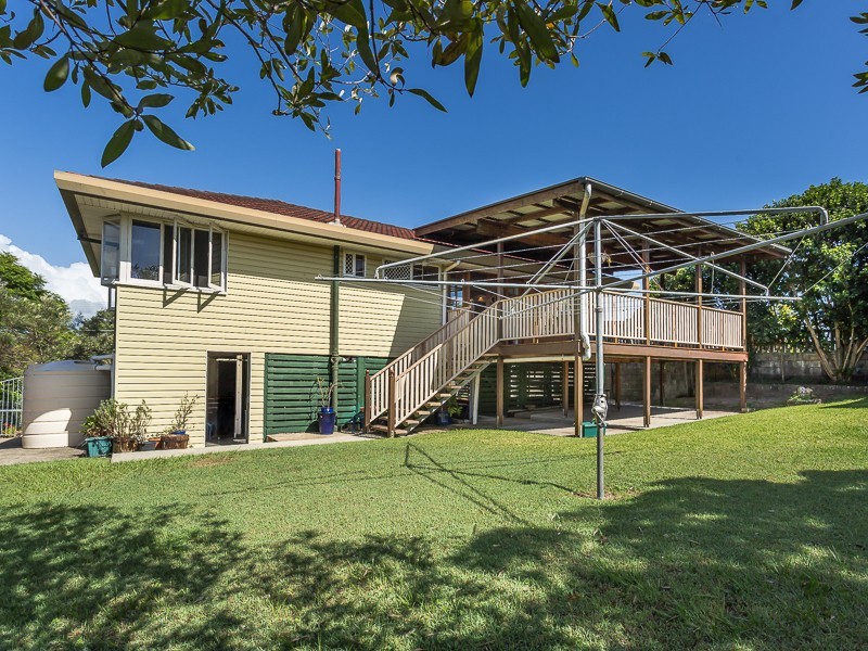 1 WHELAN ST, Margate QLD 4019