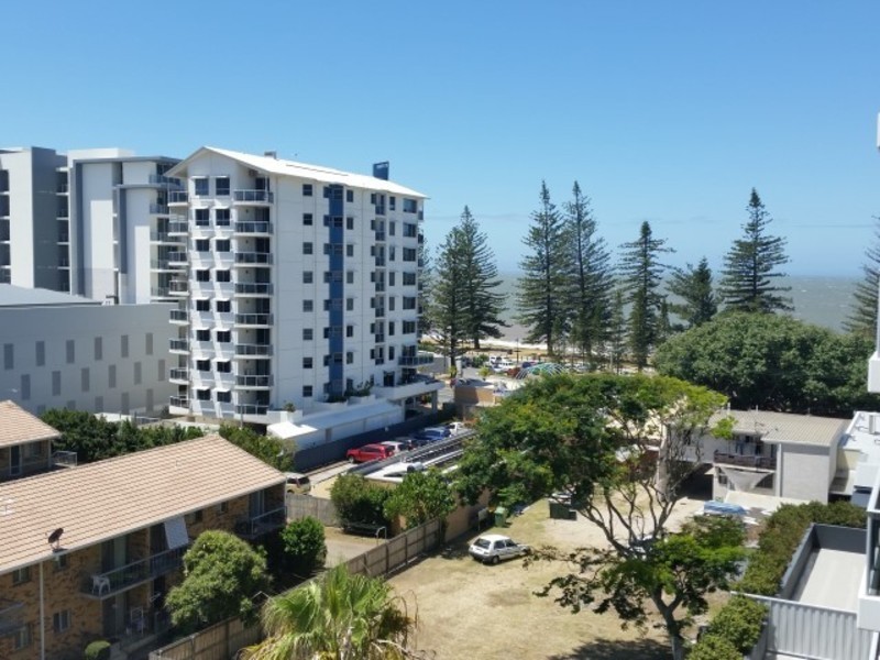 15/8 BUNTON STREET, Scarborough QLD 4020