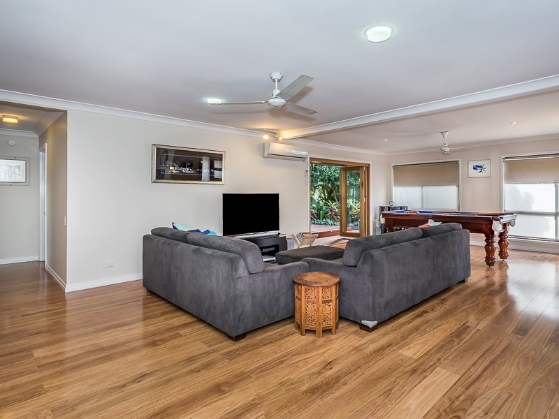 24 LUCINDA STREET, Clontarf QLD 4019