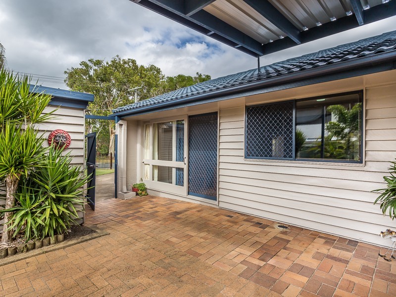 24 LUCINDA STREET, Clontarf QLD 4019