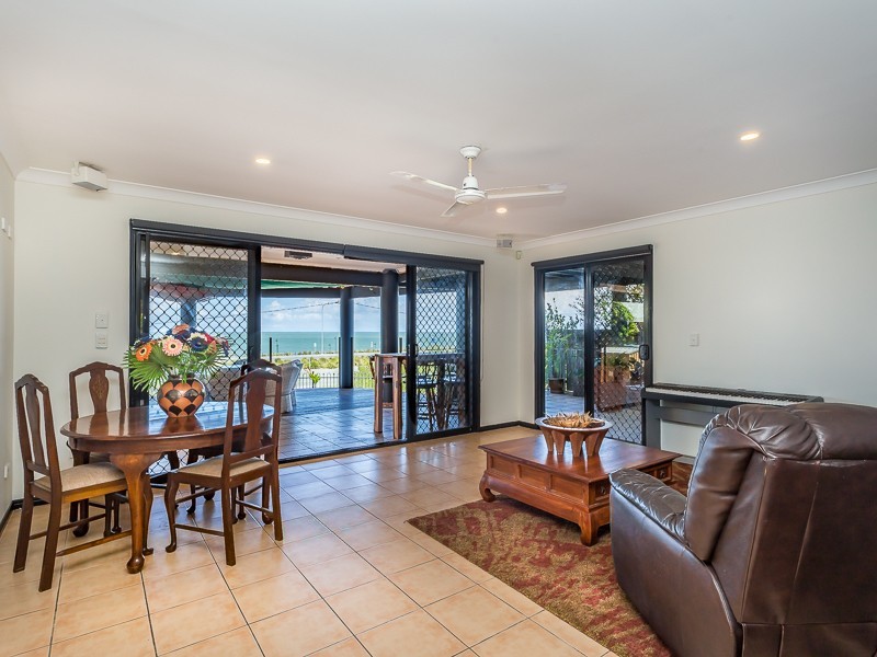 3 BAYVIEW TCE, Clontarf QLD 4019