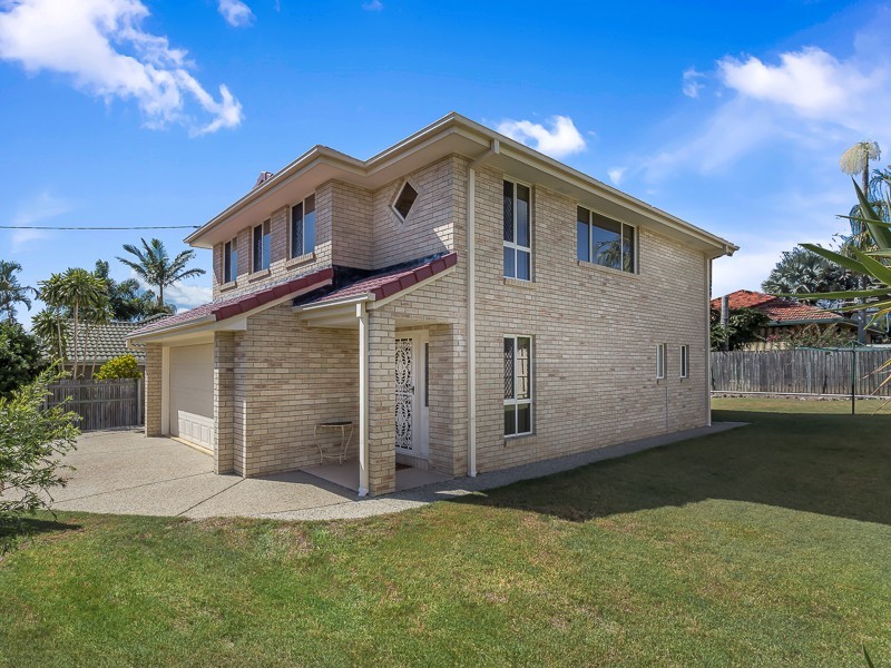25 WILLIAMS ST, Redcliffe QLD 4020