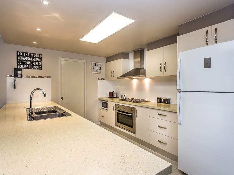 16 BRINDABELLA COURT, North Lakes QLD 4509