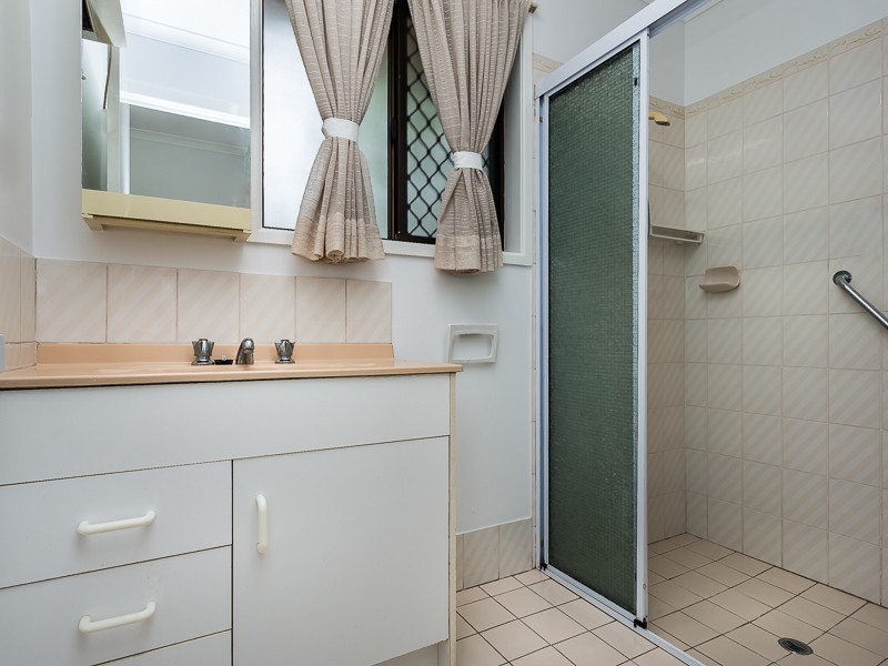 33a/2 WATTLE RD, Rothwell QLD 4022