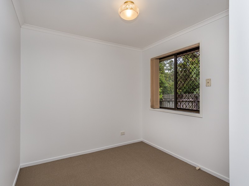 33a/2 WATTLE RD, Rothwell QLD 4022
