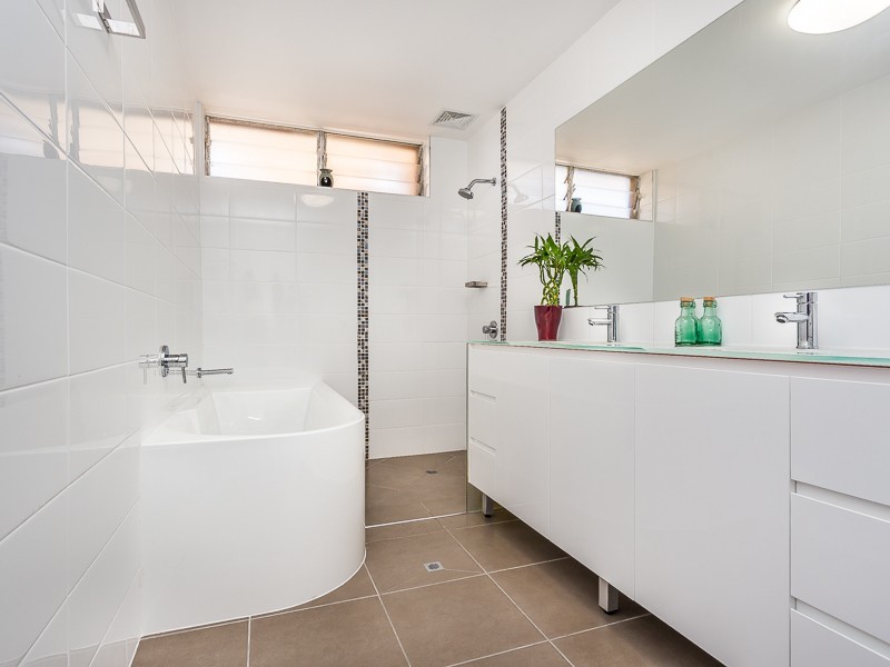 2/131 MARGATE PDE, Margate QLD 4019